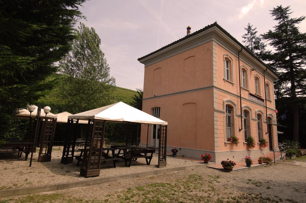 Locanda Del Barbaresco Alba Kültér fotó